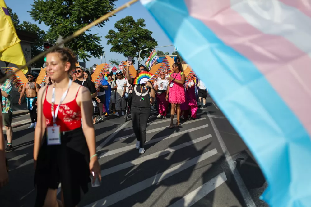 (FOTO) Parada ponosa v Ljubljani: parada kot politično dejanje in poziv k pravičnejši družbi
