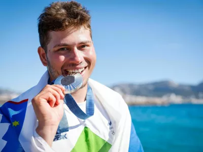 Francija, Marseille.Poletne olimpijske igre 2024 v Parizu.Formula kajt, finale.Slovenski jadralec Toni Vodisek.