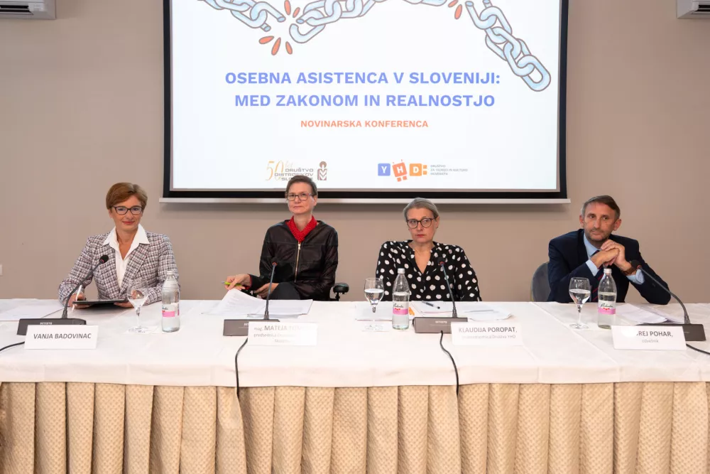 Tiskovna osebna asistenca / Foto: Miran Jur&scaron;ič