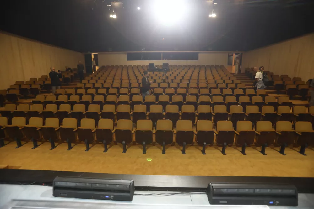 26.09.2024 - novinarska konferenca SNG Drama Ljubljana pred odprtjem prostorov na Litostrojski 56 in ogled novih prostorov.Foto: Luka Cjuha