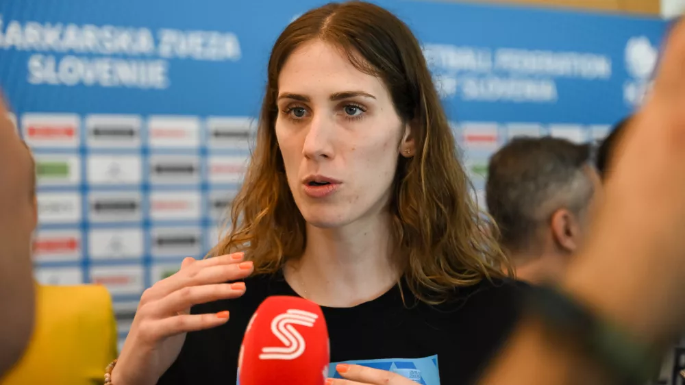 Eva Lisec- 12.06.2023 – Novinarska konferenca ženske reprezentance Slovenije pred bližnjim evropskim prvenstvom v Ljubljani. //FOTO: Nik Erik Neubauer