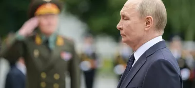 22 June 2025, Russia, Moscow: Russia's President Vladimir Putin (R) attends a ceremony to lay a wreath at the Tomb of the Unknown Soldier in Alexander Garden by the Kremlin Wall on the Day of Remembrance and Sorrow to commemorate the 84th anniversary of Nazi Germany's invasion of the Soviet Union in WWII. Photo: Alexei Nikolsky/TASS via ZUMA Press/dpa