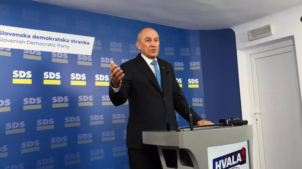 - 11.05.2025. Referendum 2025, Janez Janša, SDS, izjava. Foto: Bojan Velikonja i