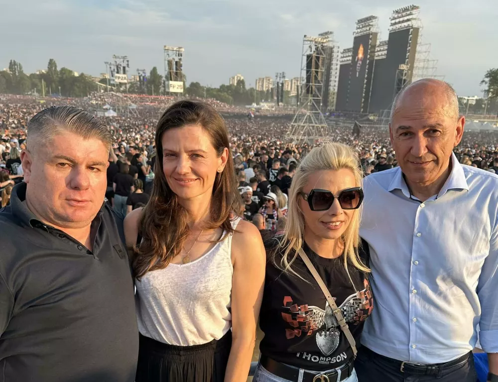 Na koncertu Thompsona tudi Janez Janša / Foto: facebook/Velimir Bujanec 