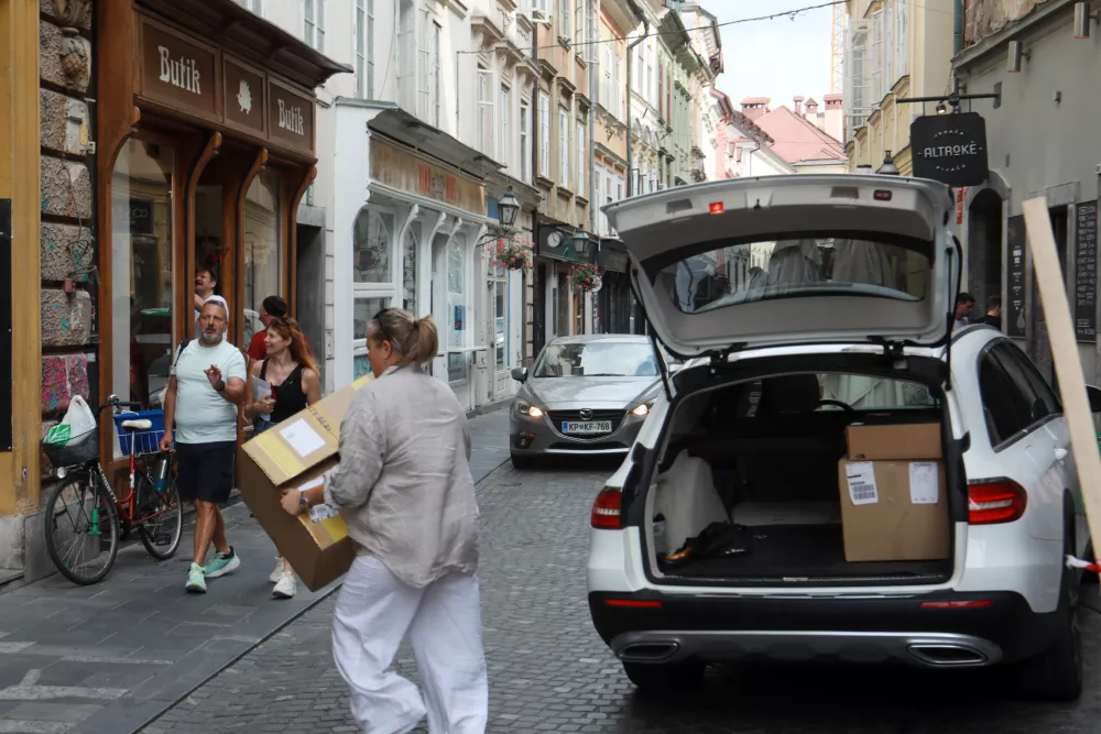 24.06.2025 -prometni kolaps v stari Ljubljani, dostavaFoto: Tomaž Skale