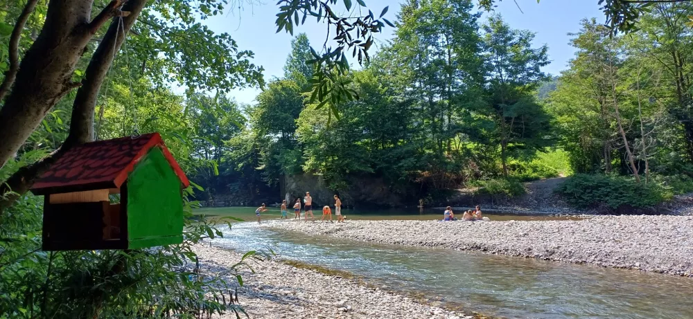 Za slovo od šolskega leta skok v Soro