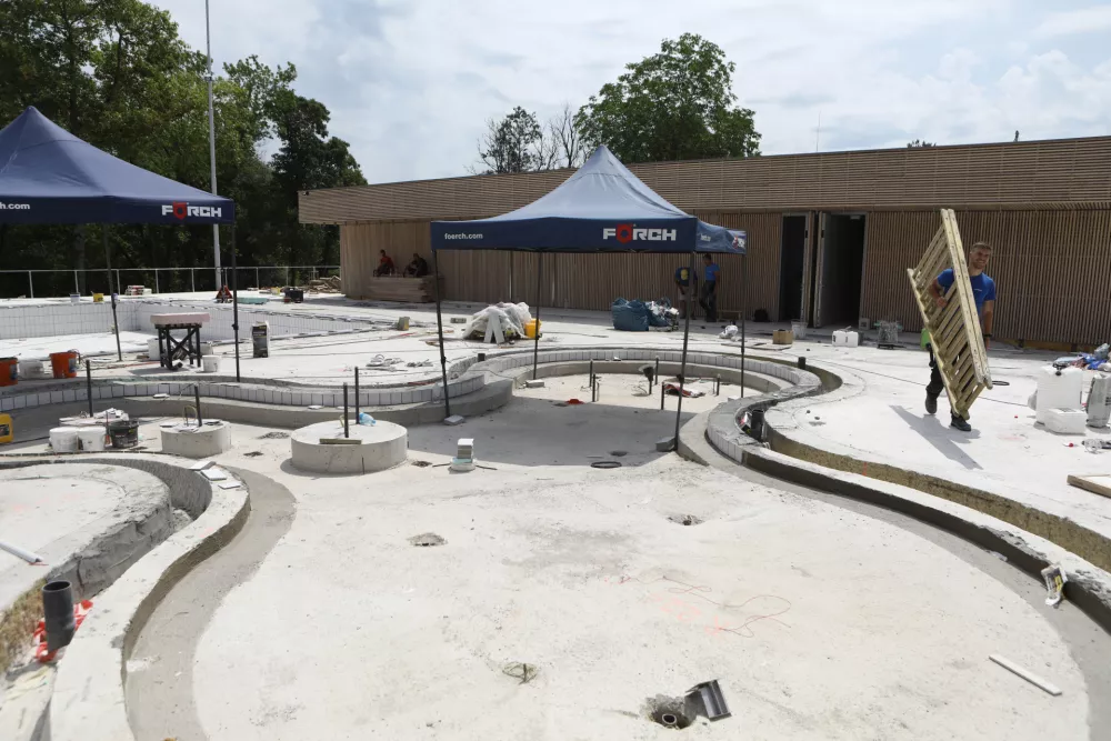 24.06.2025 - Kopališče Vevče - ogled zaključka gradnje pred odprtjemFoto: Luka Cjuha