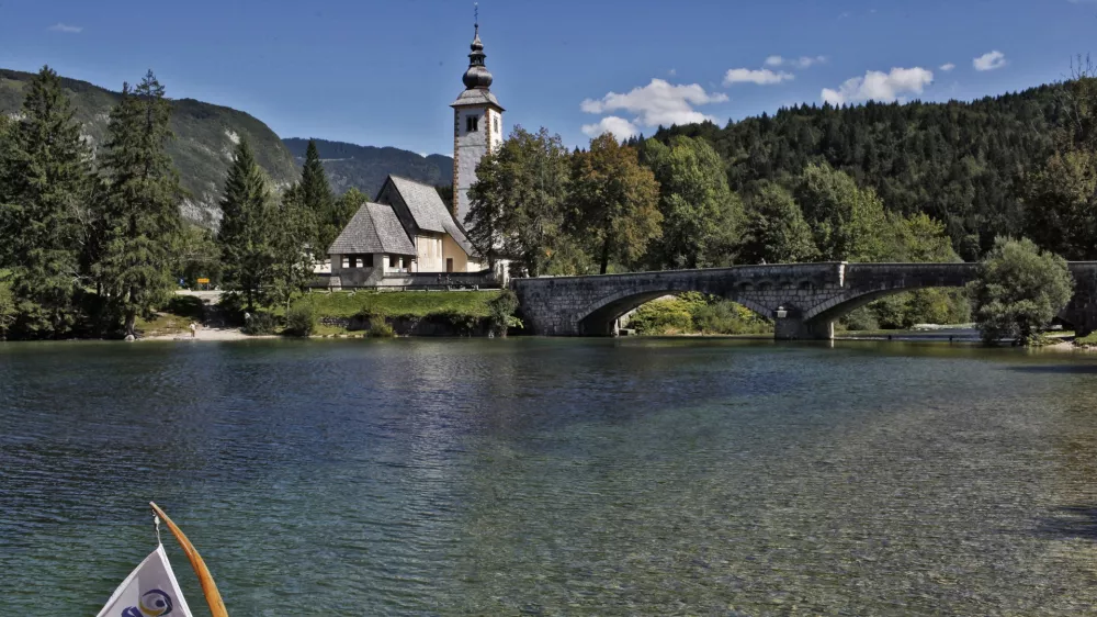 Blejci bodo vzpostavili svoj booking: Provizije od rezervacij naj bi ostale turističnim krajem