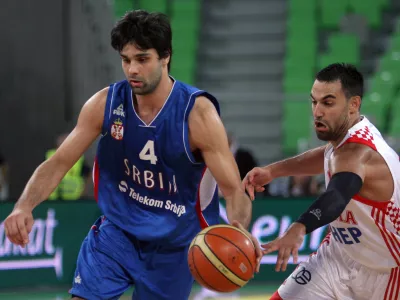 Teodosič Miloš- Adecco pokal EX YU v košarki Hrvaška - Srbija  //FOTO: Luka Cjuha