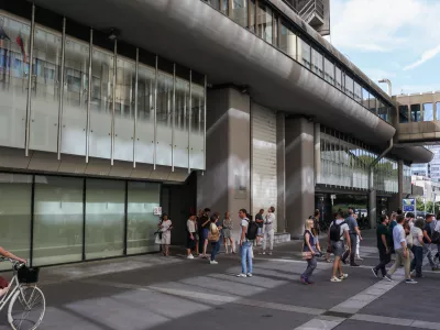 Nekoč salon pohištva, zdaj Hiša Evropske unije