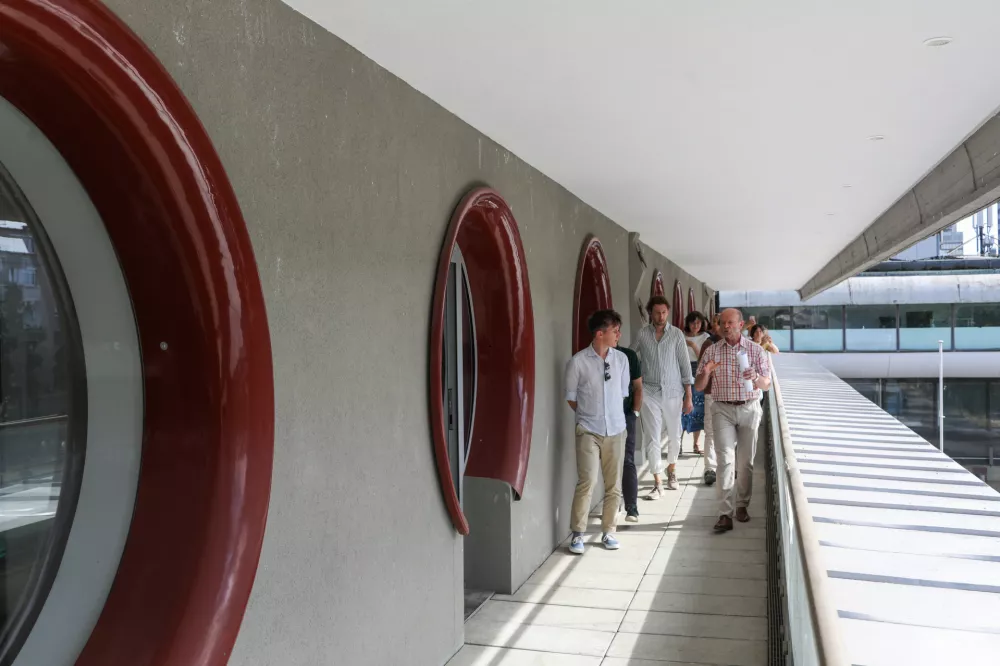 Nekoč salon pohištva, zdaj Hiša Evropske unije