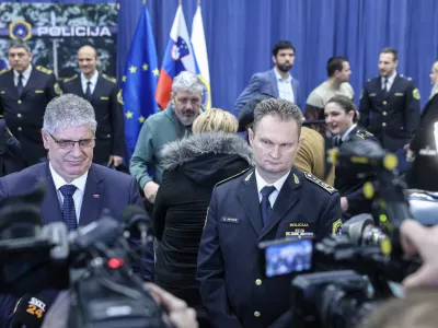 Boštjan Poklukar, Damjan Petrič- 12.02.2025 - Policija je nagradila 66 izjemnih posameznikov, ki so v najrazličnejših okoliščinah pomagali reševati življenja ljudi - podelitev, policija, hrabrost, požrtvovalnost, priznanja//FOTO: Jaka Gasar