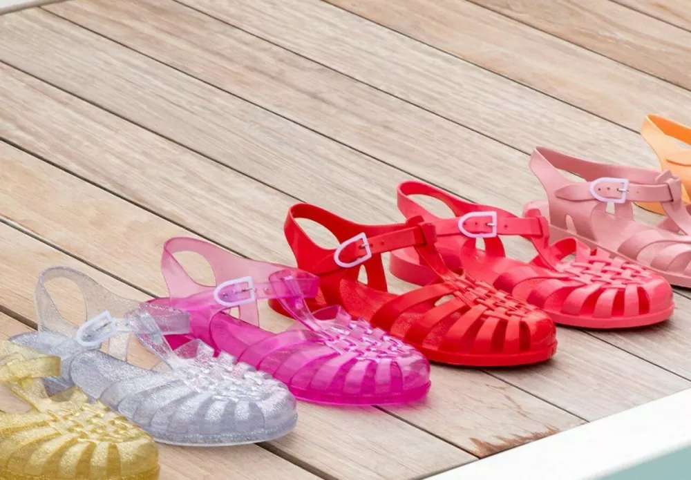 Cena za kultne sandale se giblje okoli 20 evrov. F Press Meduse