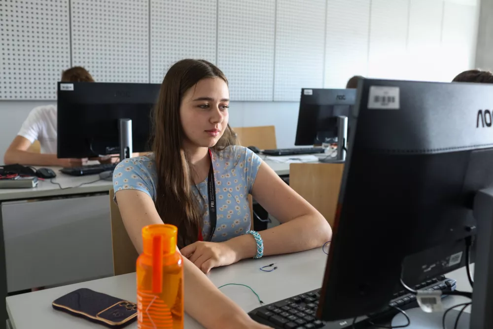 - 02.07.2025. - Poletne delavnice računalništva na Fakulteti za Računalništvo in Informatiko Univerze v Ljubljani.//FOTO: Bojan Velikonja