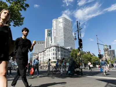 Najemnine so zelo visoke in mladi, ki se priseljujejo, iščejo stanovanja na obrobjih mesta. / Foto: Profimedia