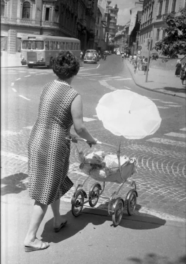 Sprehod po Ljubljani / Foto: Marjan Ciglič, hrani Muzej novejše in sodobne zgodovine Slovenije