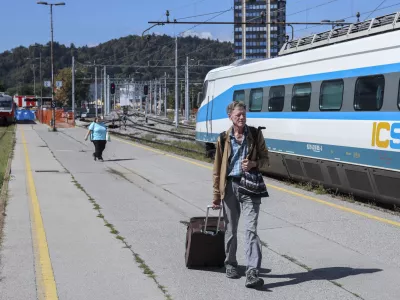 - 10.09.2024 - železniška postaja Ljubljana, vlak, potniki, turisti//FOTO: Jaka Gasar