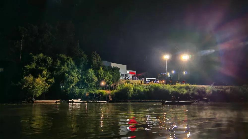 NAJBOLJA MOGUCA KVALITETA 07.07.2025., Belisce - Pripadnici Hrvatske gorske sluzbe spasavanje tragaju za djetetom koje je nestalo u rijeci Dravi. Photo: HGSS/PIXSELL