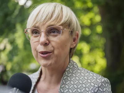 Crna na Koroskem.Vseslovensko srecanje pod Najevsko lipo.Predsednica republike Natasa Pirc Musar.