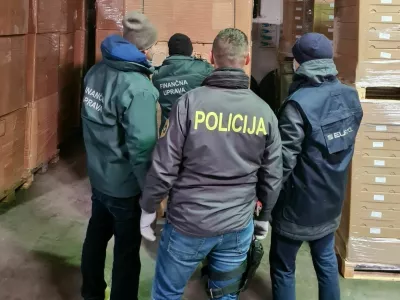 Slovenski policiji in Fursu so v eni najobsežnejših akcij pri nas priskočili na pomoč tudi francoski policisti in Europol.