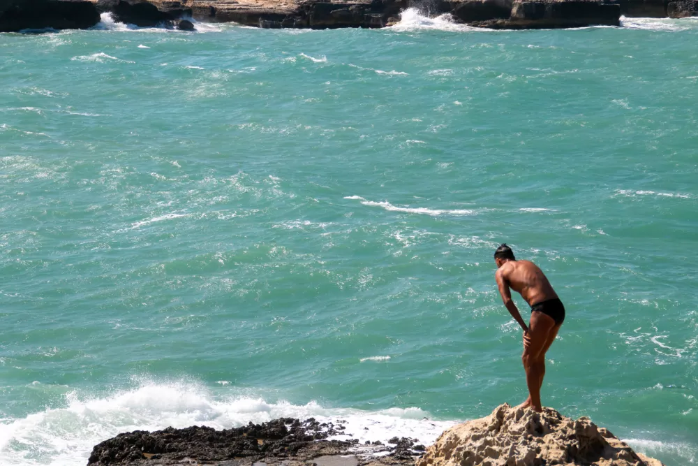 Na površju ne vidimo vsega. / Foto: Istock