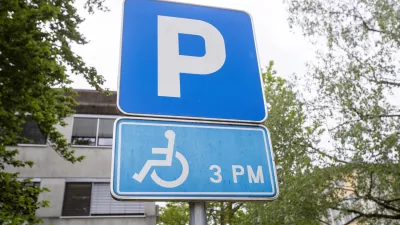 ﻿- 28.05.2019 - parkirno mesto za invalide - parkirišče invalidi – parkiranje //FOTO: Matjaž Rušt