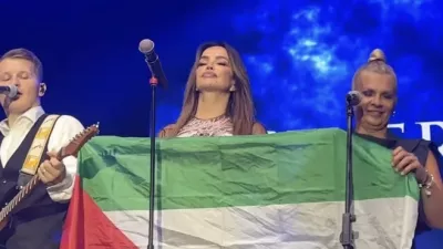 Severina s palestinsko zastavo v Laškem.