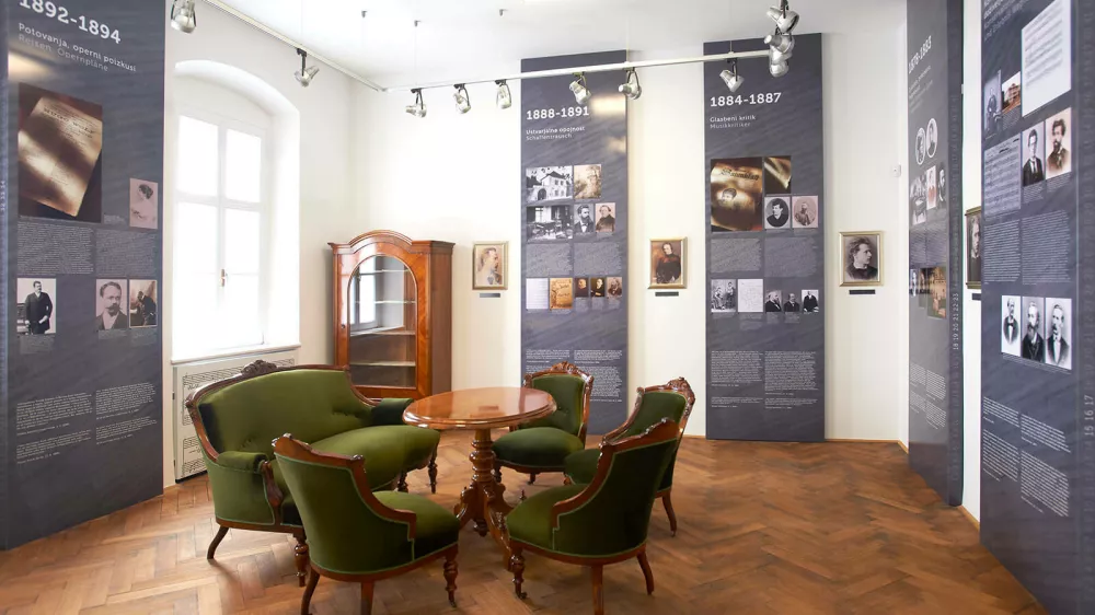 Glasbeni inkubator za gojenje samospeva