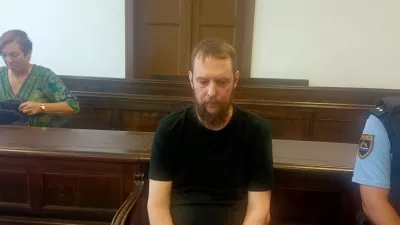 Za grožnje sodniku, ki so mu zažgali hišo, krivi opustitev zdravil