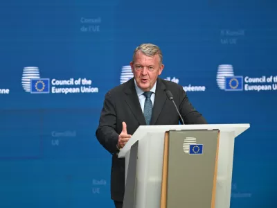 14 July 2025, Belgium, Brussels: Danish Foreign Minister Lars Lokke Rasmussen speaks at the EU trade ministers' meeting in Brussels. In response to new tariff announcements by US President Donald Trump, EU Commissioner Maros Sefcovic announced that the EU is preparing additional counter-tariffs on American imports worth approximately 72 billion euros. Photo: Ansgaar Haase/dpa