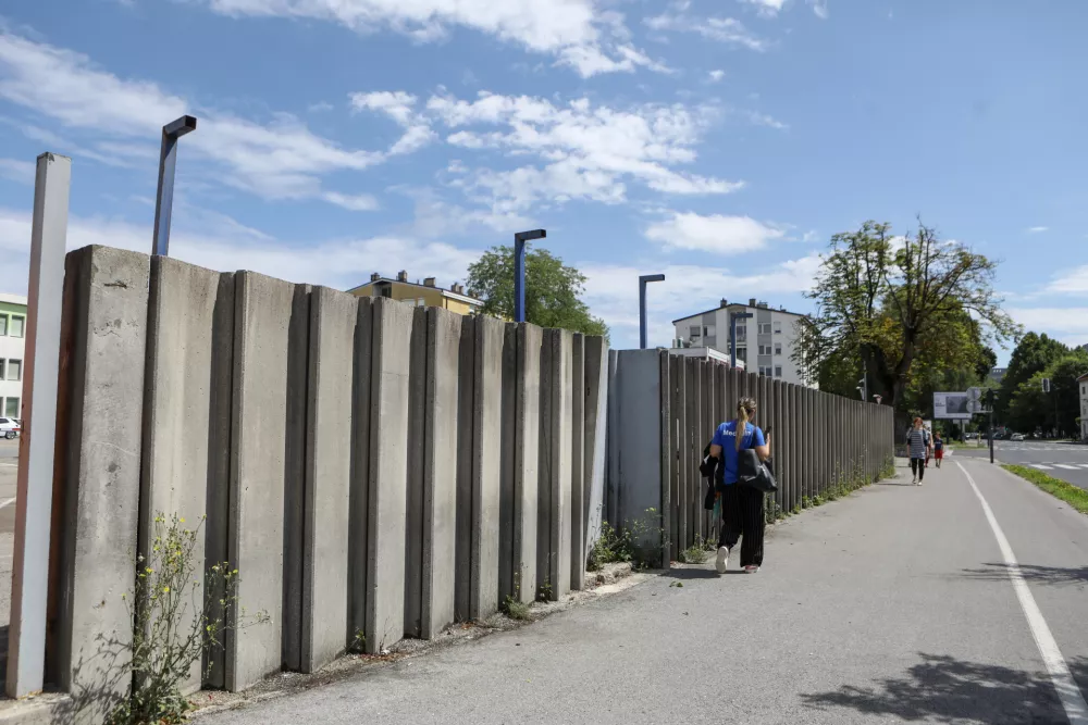 22.07.2025 - Reklamni panoji - Jumbo plakati - plakat - Tržaška cestaFoto: Luka Cjuha