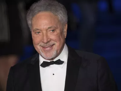 ﻿Tom Jones poses for photographers upon arrival at the 'Mary Poppins Returns' premiere in London, Wednesday, Dec. 12, 2018. (Photo by Vianney Le Caer/Invision/AP)