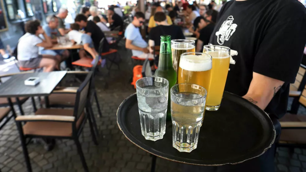 06.'8.2024 - dostop do brezplačne vode, gostinstvo, vodaFoto: Tomaž Skale