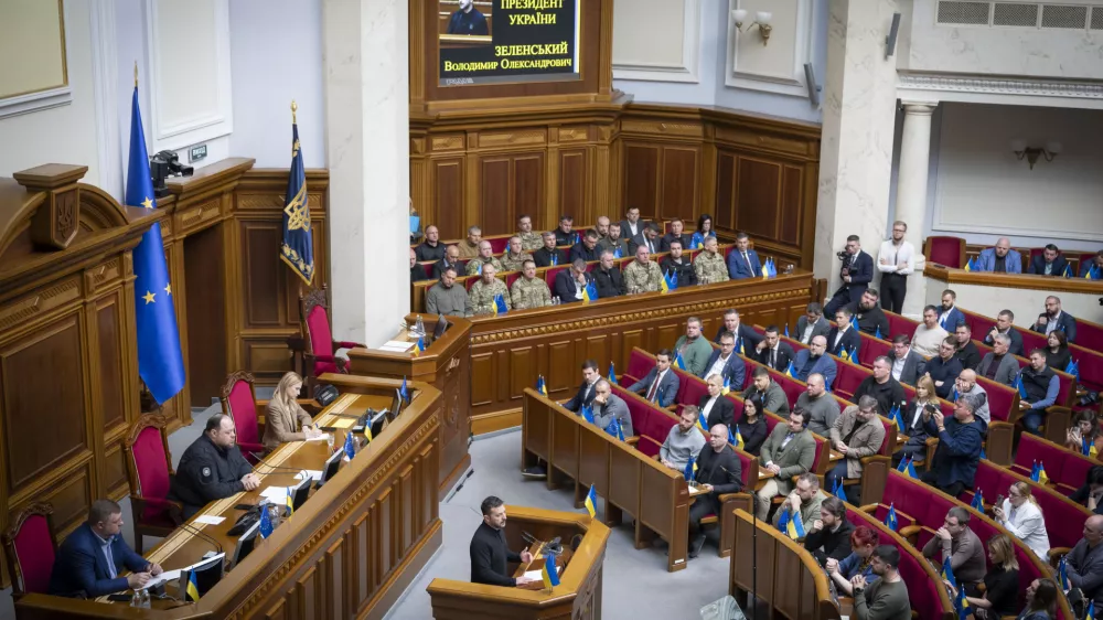 FILED - 16 October 2024, Ukraine, Kiev: Ukrainian President Volodymyr Zelensky speaks during a plenary session of the Ukrainian Parliament. The head of Ukraine's National Anti-Corruption Bureau, Semen Kryvonos, has warned of the loss of independence for anti-corruption bodies, in response to a new law passed by the country's parliament. Photo: -/Ukrainian Presidency/dpa - ATTENTION: editorial use only and only if the credit mentioned above is referenced in full