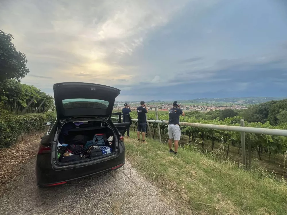 Meteoinfo Slovenija, lovci na nevihte, ozadje / Foto: Tim Grešak, Meteoinfo Slovenija 