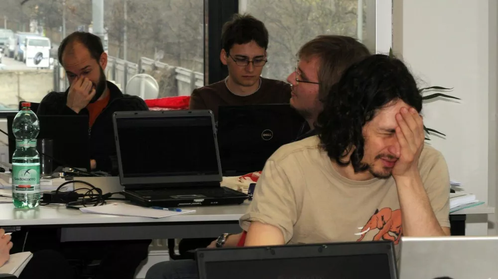 Spanje na delovnem mestu