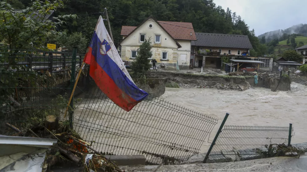 Stahovica pri kamniku05.08.2023 najhujše poplave v zgodovini Slovenije - slovenija pod vodo - poplave - sanacija - čiščenje - PREGLED LETA 2023FOTO: Luka Cjuha