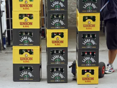 ﻿- simbolična fotografija - Union - Laško - pivo - embalaža - zabojnik piva - gajbe - //FOTO: Tomaž Skale