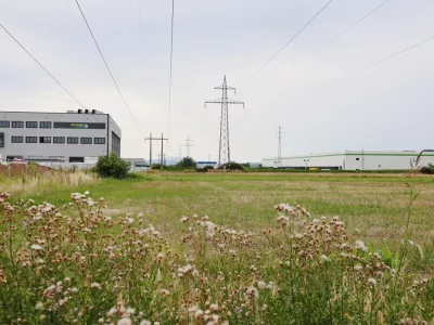 Hoče - Poslovna cona - Gospodarstvo - Gradnje - Zemljišča - Projekt ureditve varovanih parkirišč za tovornjake - Varovana parkirišča za tovorna vozila - zemljišče - lokacija - Ilustracija - Tematika - Vozila - Avtor: Andrej Petelinšek, Večer