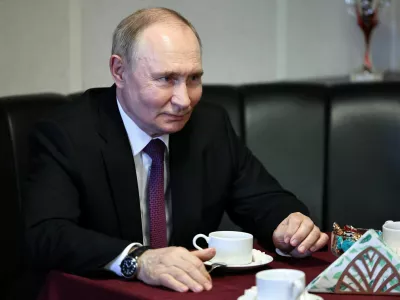 Russian President Vladimir Putin visits Admiral Grigorovich frigate on Russia's Navy Day in Saint Petersburg, Russia, July 27, 2025. Sputnik/Alexander Kazakov/Pool via REUTERS ATTENTION EDITORS - THIS IMAGE WAS PROVIDED BY A THIRD PARTY.