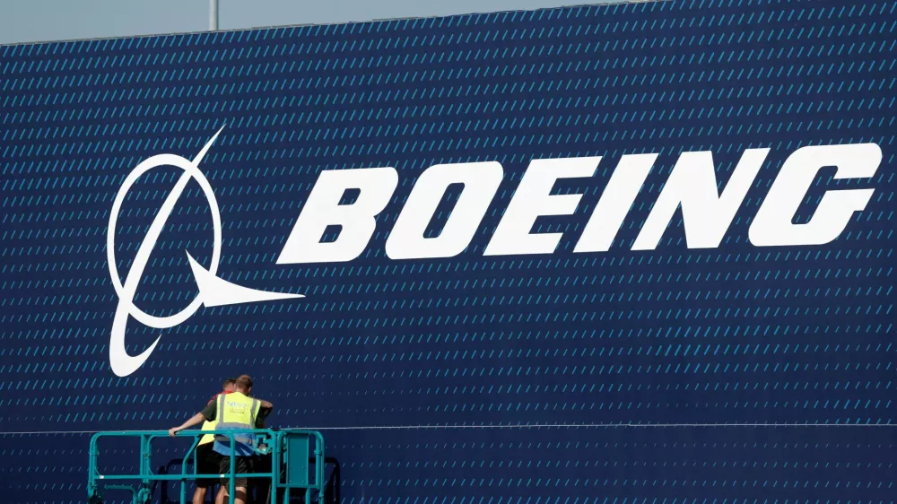 FILE PHOTO: A Boeing logo is seen before the opening of the 55th International Paris Airshow at Le Bourget Airport near Paris, France, June 13, 2025. REUTERS/Benoit Tessier/File Photo