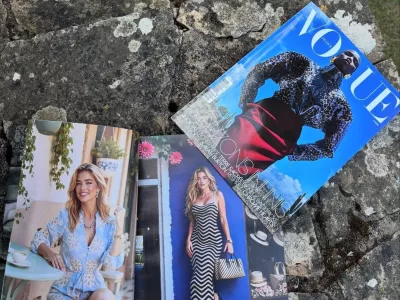 Pri Vogueu zagotavljajo, da UI-model ni bil del uredniške odločitve, kar pomeni, da gre za oglasno sporočilo. F instagram marketinške agencije Seraphinne Vallora