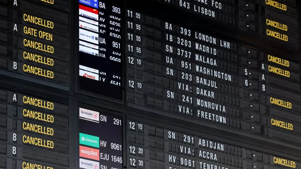 A board shows cancelled flights at Brussels Airport during a national strike, in Zaventem near Brussels, Belgium November 9, 2022. REUTERS/Yves Herman