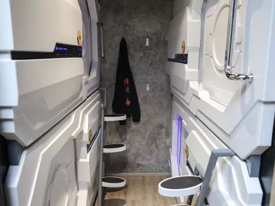 Od mini hišk do kapsul: v Ljubljani edinstvene prenočitve za vsak okus