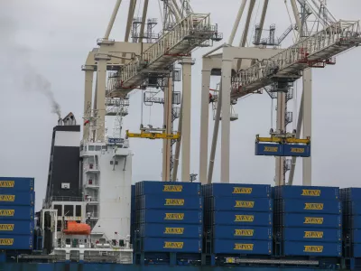  06.01.2023 - Luka Koper, d.d., pristaniški in logistični sistem - mednarodno tovorno pristanišče //FOTO: Luka Cjuha