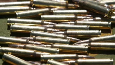 Proizvajali bi lahko tudi vojaško strelivo