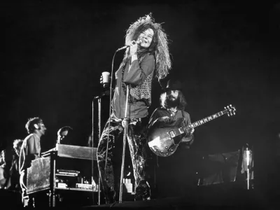 Festival za Mir je bil posebna, do tedaj še nikdar domišljena oblika humanitarnosti. Na njem je z zasedbo Big Brother & the Holding Company zadnjič nastopila Janis Joplin, medtem ko je res zadnjič, preden je četrtega oktobra istega leta zapustila svet, nastopila teden dni kasneje v Bostonu. F Getty Images