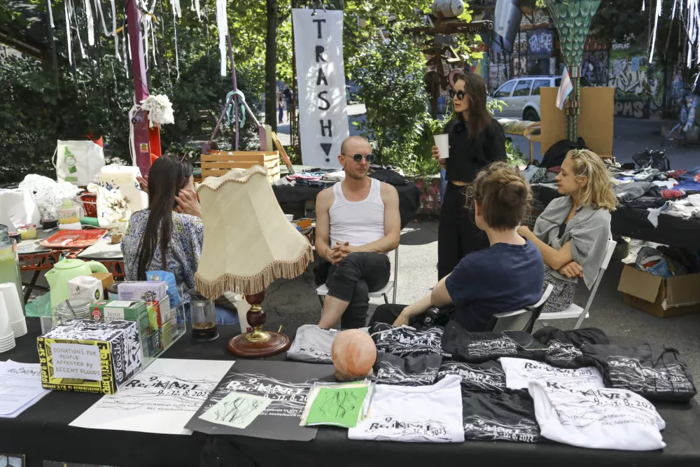 Od recikliranih odpadkov do umetniških del