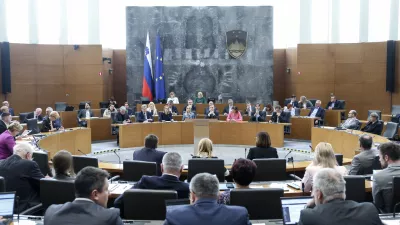 - 03.03.2025 - Predsednik vlade dr. Robert Golob je na 28. redni seji Državnega zbora odgovarjal na ustna poslanska vprašanja - parlament, poslanec, poslanci, politika, vlada//FOTO: Jaka Gasar / Foto: Jaka Gasar