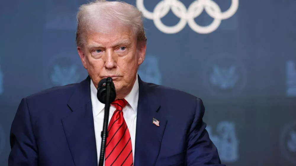 U.S. President Donald Trump delivers remarks after signing an executive order to create a White House Olympics task force to handle security and other issues related to the LA 2028 summer Olympic games in the South Court Auditorium on the White House campus in Washington, D.C., U.S., August 5, 2025. REUTERS/Jonathan Ernst    TPX IMAGES OF THE DAY